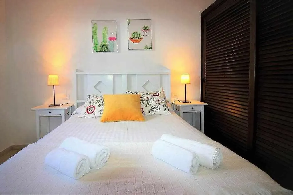 بيت للعطل فيلا Casa Alejandra Con Terraza Y Barbacoa إل جولفو