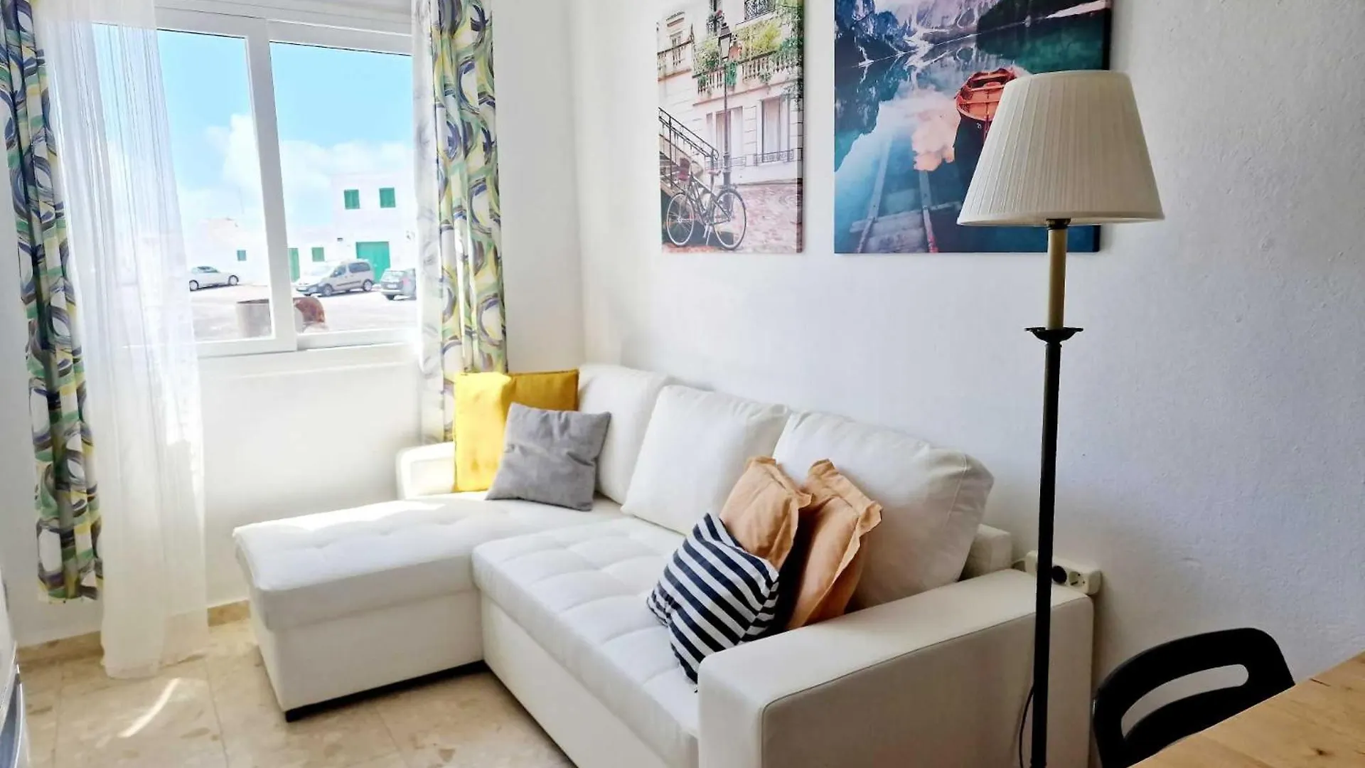 Casa Alejandra Con Terraza Y Barbacoa! Villa El Golfo Feriehus